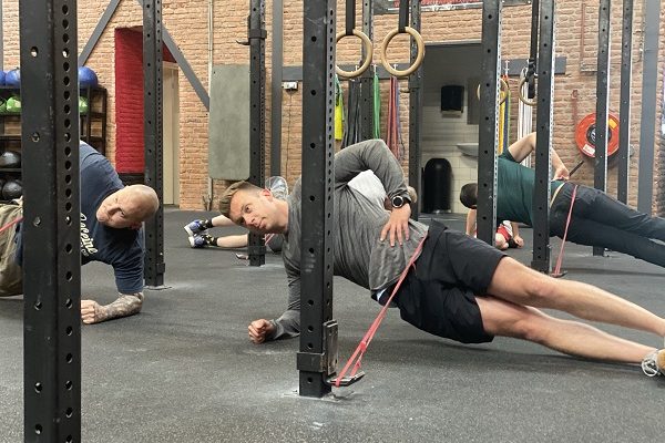 crossfit waddinxveen banded plank